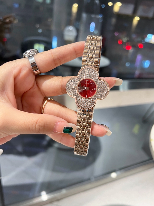 ブランド時計背面デザイン